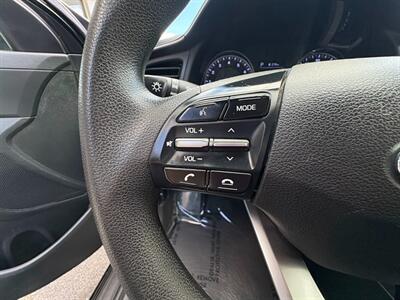 2019 Hyundai ELANTRA SEL   - Photo 9 - Frederick, MD 21702