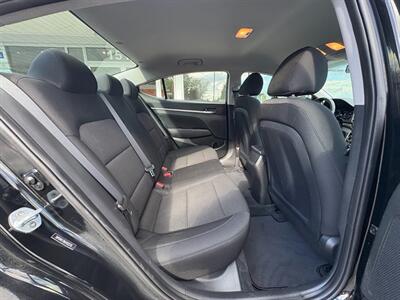 2019 Hyundai ELANTRA SEL   - Photo 35 - Frederick, MD 21702