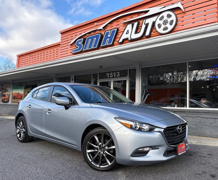 2018 Mazda Mazda3 Touring's photo