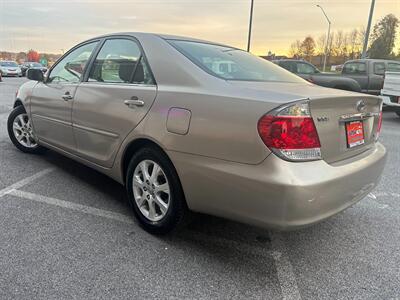 2006 Toyota Camry XLE V6   - Photo 5 - Frederick, MD 21702