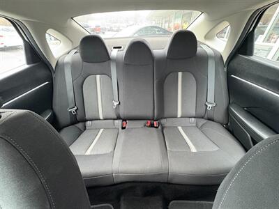 2022 Hyundai SONATA SE - Photo 11 - Frederick, MD 21702