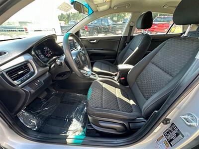 2019 Kia Rio S   - Photo 2 - Frederick, MD 21702