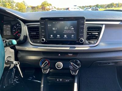 2019 Kia Rio S   - Photo 30 - Frederick, MD 21702