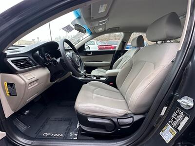 2016 Kia Optima LX   - Photo 4 - Frederick, MD 21702