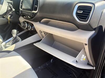 2020 Hyundai VENUE SEL   - Photo 29 - Frederick, MD 21702