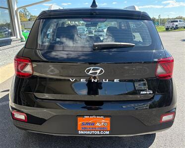 2020 Hyundai VENUE SEL   - Photo 8 - Frederick, MD 21702