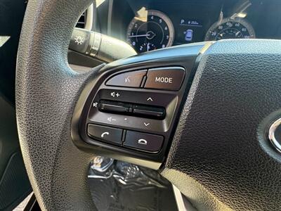 2020 Hyundai VENUE SEL   - Photo 17 - Frederick, MD 21702
