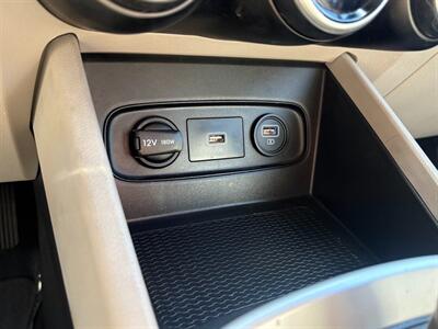 2020 Hyundai VENUE SEL   - Photo 21 - Frederick, MD 21702