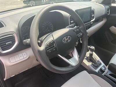 2020 Hyundai VENUE SEL   - Photo 4 - Frederick, MD 21702