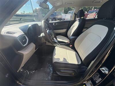 2020 Hyundai VENUE SEL   - Photo 3 - Frederick, MD 21702