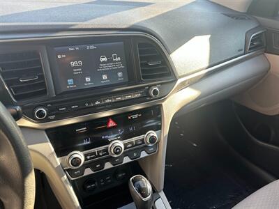 2020 Hyundai Elantra SEL   - Photo 17 - Frederick, MD 21702