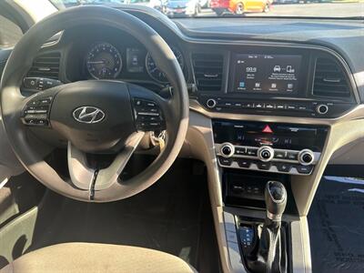 2020 Hyundai ELANTRA SEL   - Photo 35 - Frederick, MD 21702