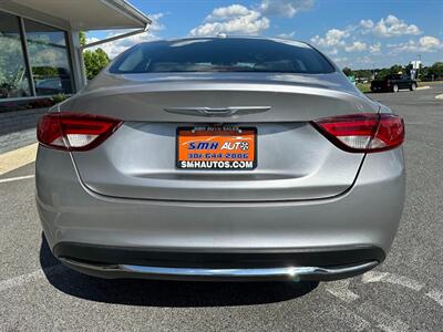 2015 Chrysler 200 Limited   - Photo 7 - Frederick, MD 21702