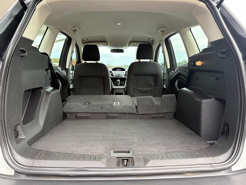 2015 Ford Escape S photo 17