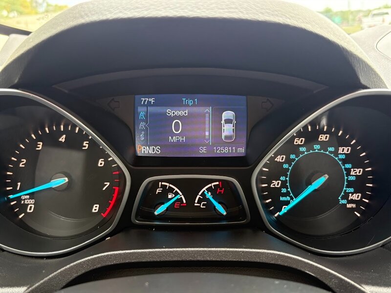 2015 Ford Escape S photo 2