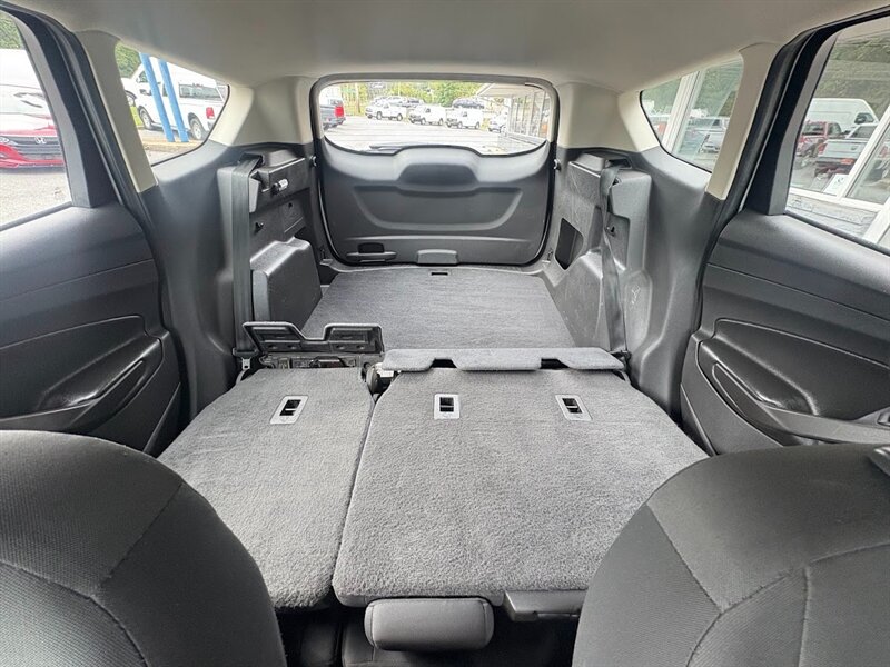 2015 Ford Escape S photo 22