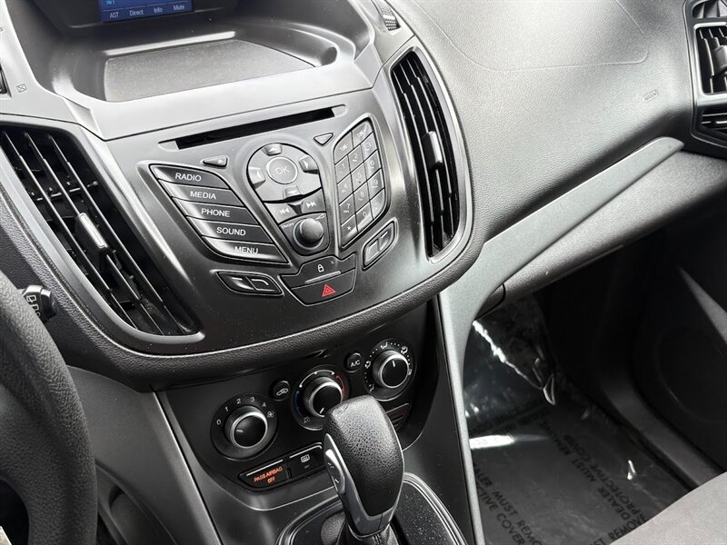 2015 Ford Escape S photo 21