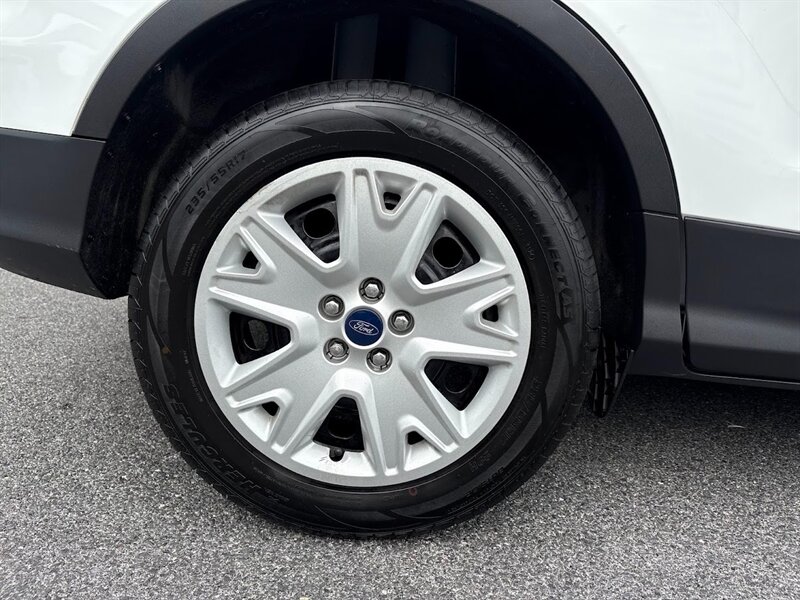2015 Ford Escape S photo 34