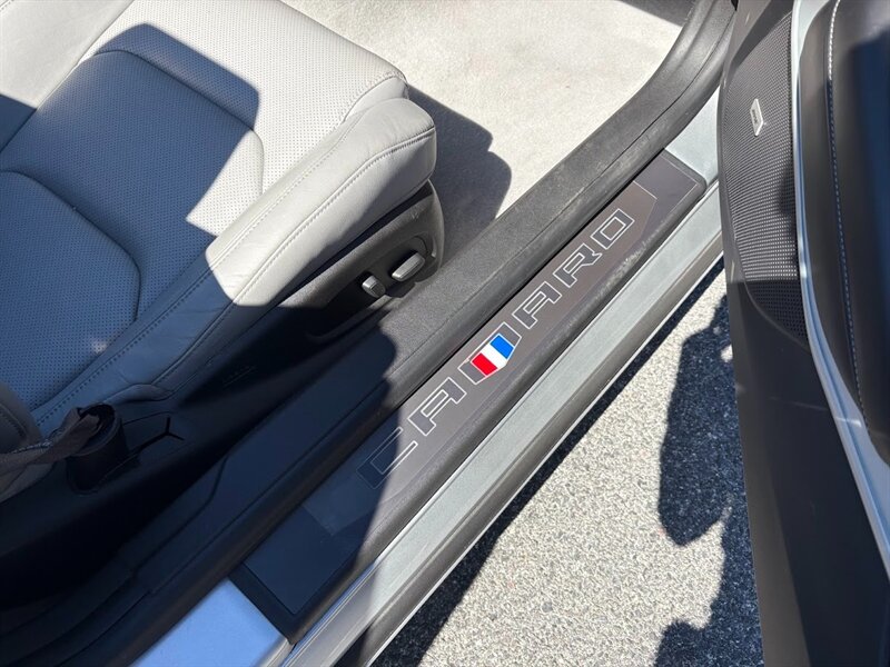 2016 Chevrolet Camaro SS photo 11