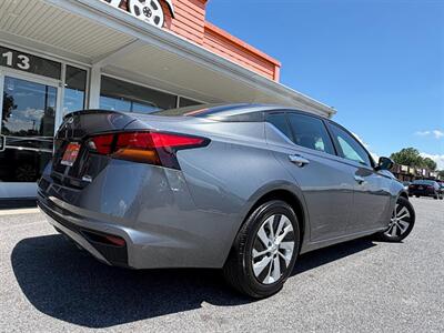 2023 Nissan Altima 2.5 S   - Photo 10 - Frederick, MD 21702