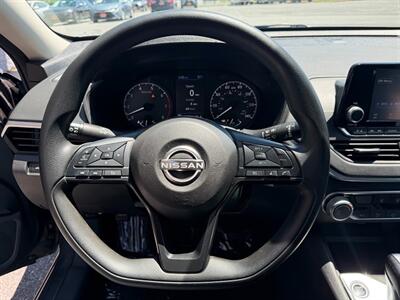 2023 Nissan Altima 2.5 S   - Photo 4 - Frederick, MD 21702