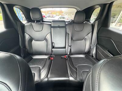 2020 Jeep Cherokee Limited   - Photo 10 - Frederick, MD 21702