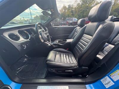 2013 Ford Mustang V6   - Photo 2 - Frederick, MD 21702