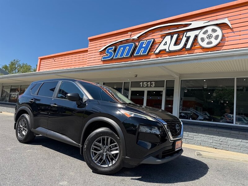 2022 Nissan Rogue S  