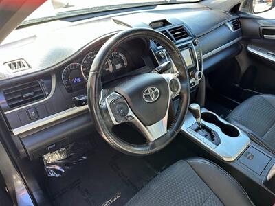 2014 Toyota Camry SE   - Photo 12 - Frederick, MD 21702