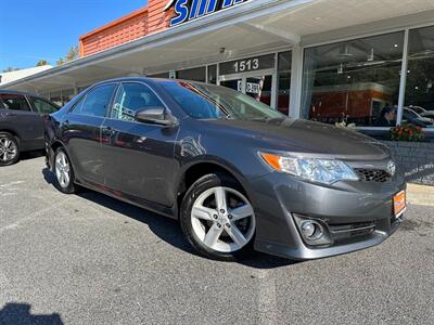 2014 Toyota Camry SE   - Photo 5 - Frederick, MD 21702