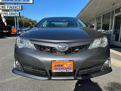 2014 Toyota Camry SE   - Photo 6 - Frederick, MD 21702