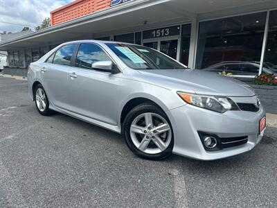 2012 Toyota Camry SE   - Photo 5 - Frederick, MD 21702