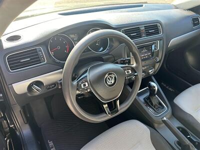 2017 Volkswagen Jetta 1.4T S   - Photo 10 - Frederick, MD 21702