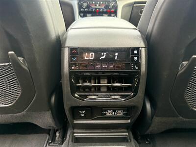 2024 Jeep Grand Cherokee L Limited   - Photo 19 - Frederick, MD 21702