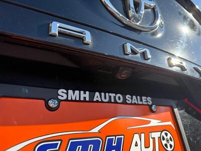 2018 Toyota Camry SE - Photo 10 - Frederick, MD 21702