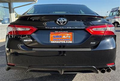 2018 Toyota Camry SE - Photo 8 - Frederick, MD 21702