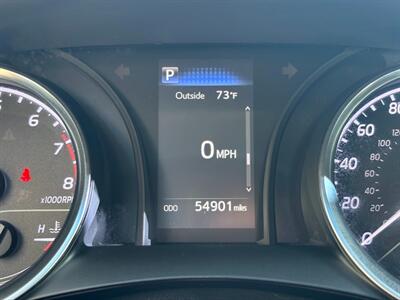 2018 Toyota Camry SE - Photo 4 - Frederick, MD 21702