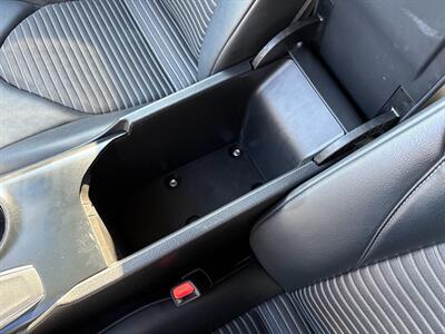 2018 Toyota Camry SE - Photo 18 - Frederick, MD 21702