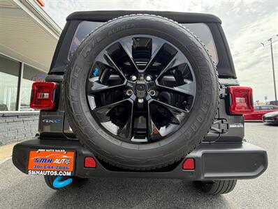 2022 Jeep Wrangler Unlimited Sahara 4XE   - Photo 42 - Frederick, MD 21702