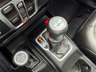 2022 Jeep Wrangler Unlimited Sahara 4XE   - Photo 5 - Frederick, MD 21702
