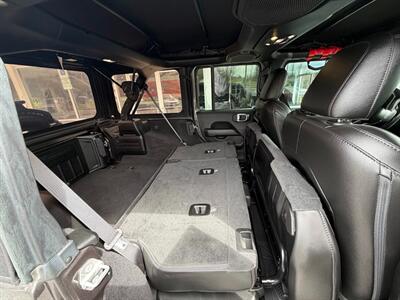 2022 Jeep Wrangler Unlimited Sahara 4XE   - Photo 41 - Frederick, MD 21702