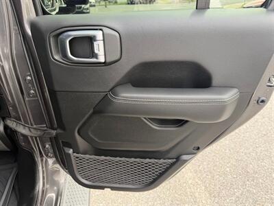 2022 Jeep Wrangler Unlimited Sahara 4XE   - Photo 35 - Frederick, MD 21702