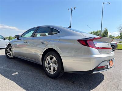 2020 Hyundai SONATA SE - Photo 7 - Frederick, MD 21702