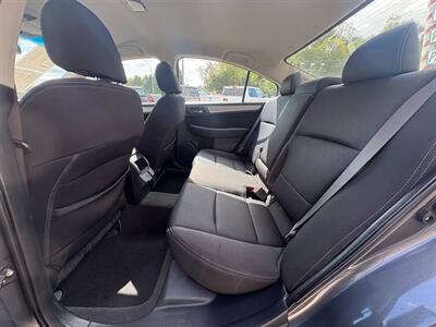 2018 Subaru Legacy 2.5i Premium   - Photo 19 - Frederick, MD 21702