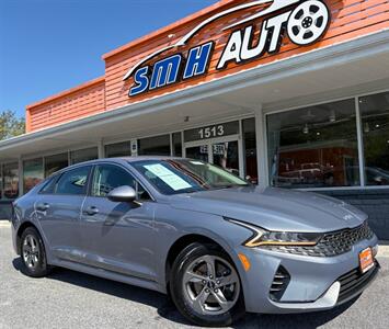 2022 Kia K5 LXS   - Photo 1 - Frederick, MD 21702