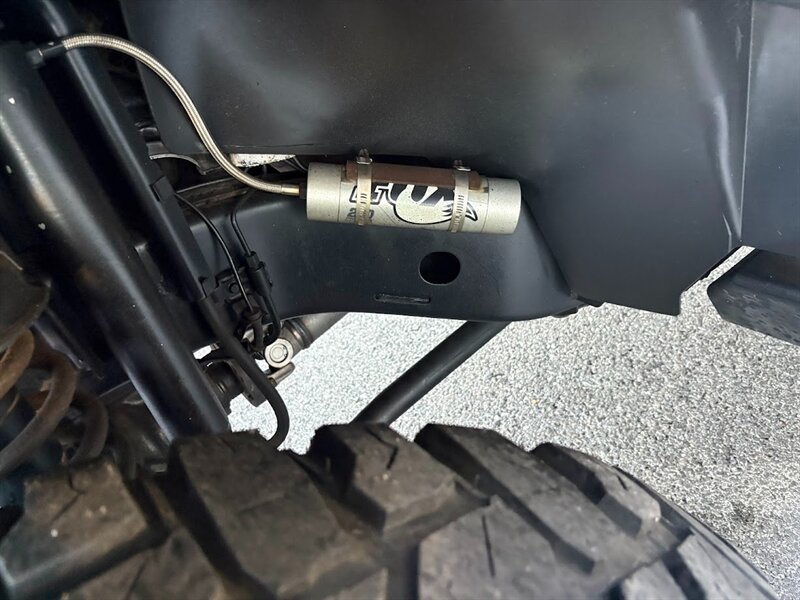 2015 Jeep Wrangler Sahara photo 4