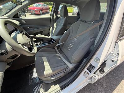 2024 Hyundai ELANTRA SEL - Photo 14 - Frederick, MD 21702
