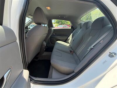 2024 Hyundai ELANTRA SEL - Photo 4 - Frederick, MD 21702