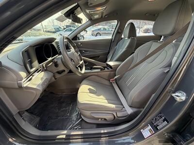 2023 Hyundai ELANTRA SEL   - Photo 4 - Frederick, MD 21702