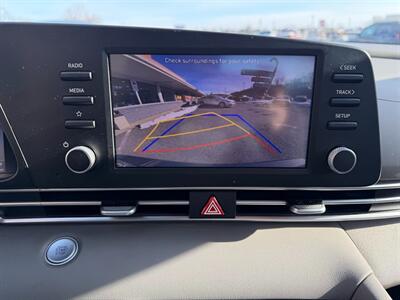 2023 Hyundai ELANTRA SEL   - Photo 8 - Frederick, MD 21702